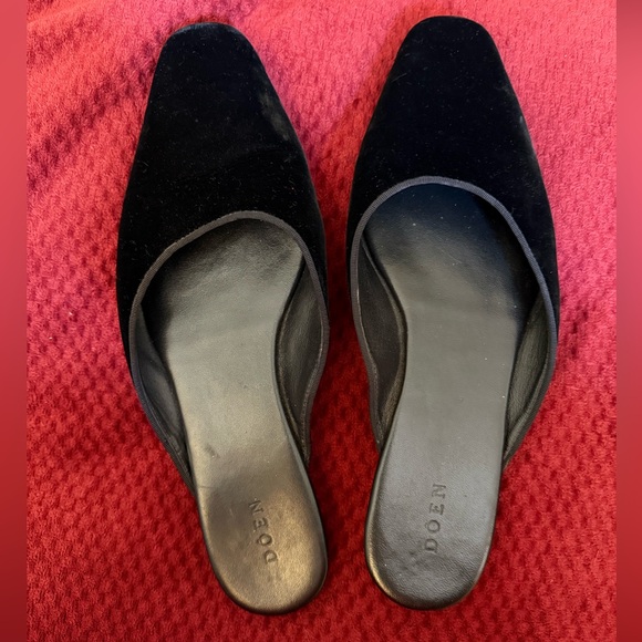 Doen Wren Mule in Black Velvet - Picture 3 of 7